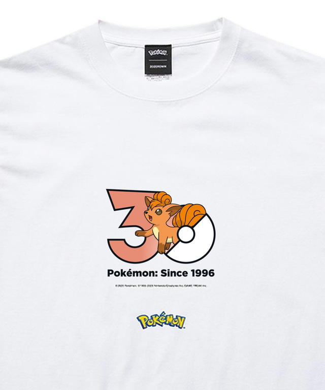 Pokemon Pokemon 30th Anniversary 1025 T-shirt "Vulpix" Collection presented by ZOZOTOWN - view 2