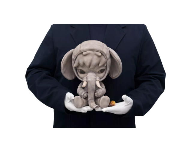 Pop Mart (เช็คการ์ด) Pop Mart Elephant In The Room Hirono 28 CM Resin Limited Edition - view 4