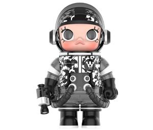Buy Pop Mart Mega Collection Space Molly Me Il In Panda 400% at Sasom – Authentic and Ready to Ship