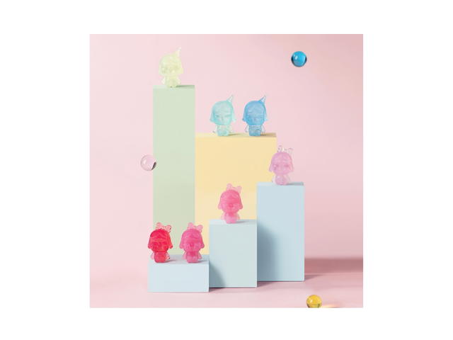 Pop Mart Pop Mart POP BEAN CRYBABY MINI FIGURE Gradient Color Set - view 2