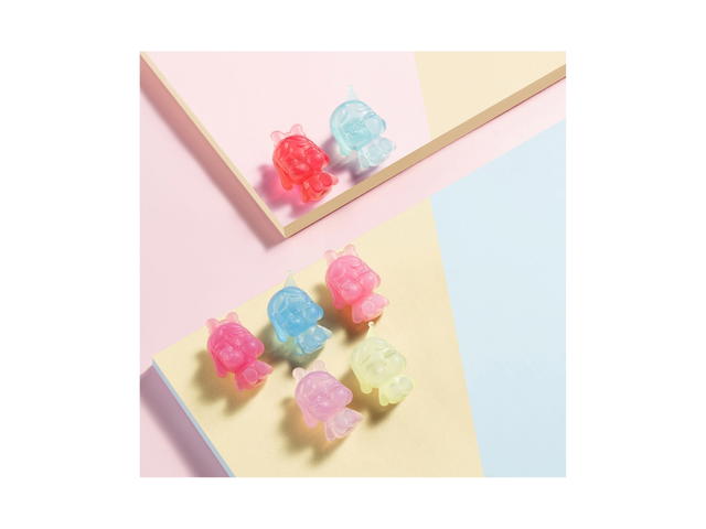 Pop Mart Pop Mart POP BEAN CRYBABY MINI FIGURE Gradient Color Set - view 3