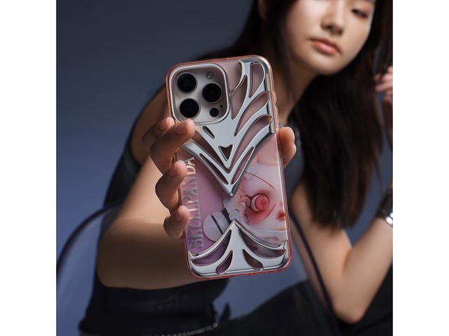 Pop Mart Pop Mart Skullpanda The Sound Series-Phone Case iPhone 15 Pro Max - view 3