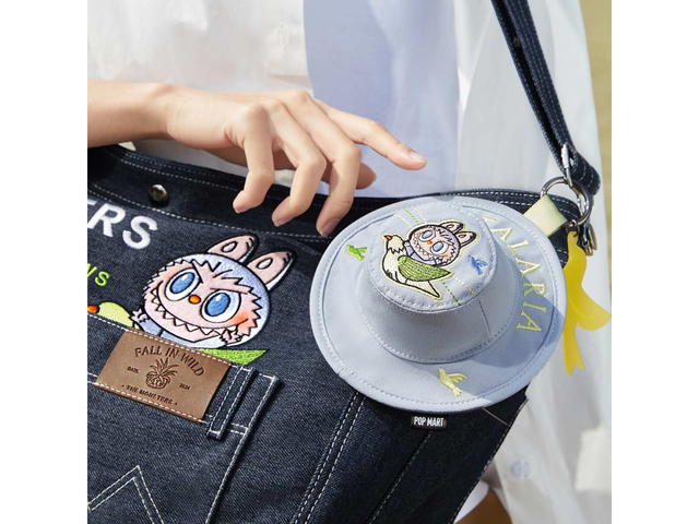Pop Mart Pop Mart THE MONSTERS FALL IN WILD SERIES Denim Messenger Bag - view 3