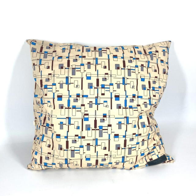 Prada PRADA logo pillow pillow interior cushion cotton Beige - view 2