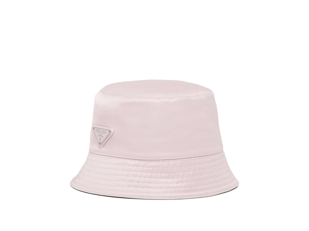Prada Prada Re-Nylon Bucket Hat In Cotton Lining With Enameled Metal Triangle Logo Alabaster Pink