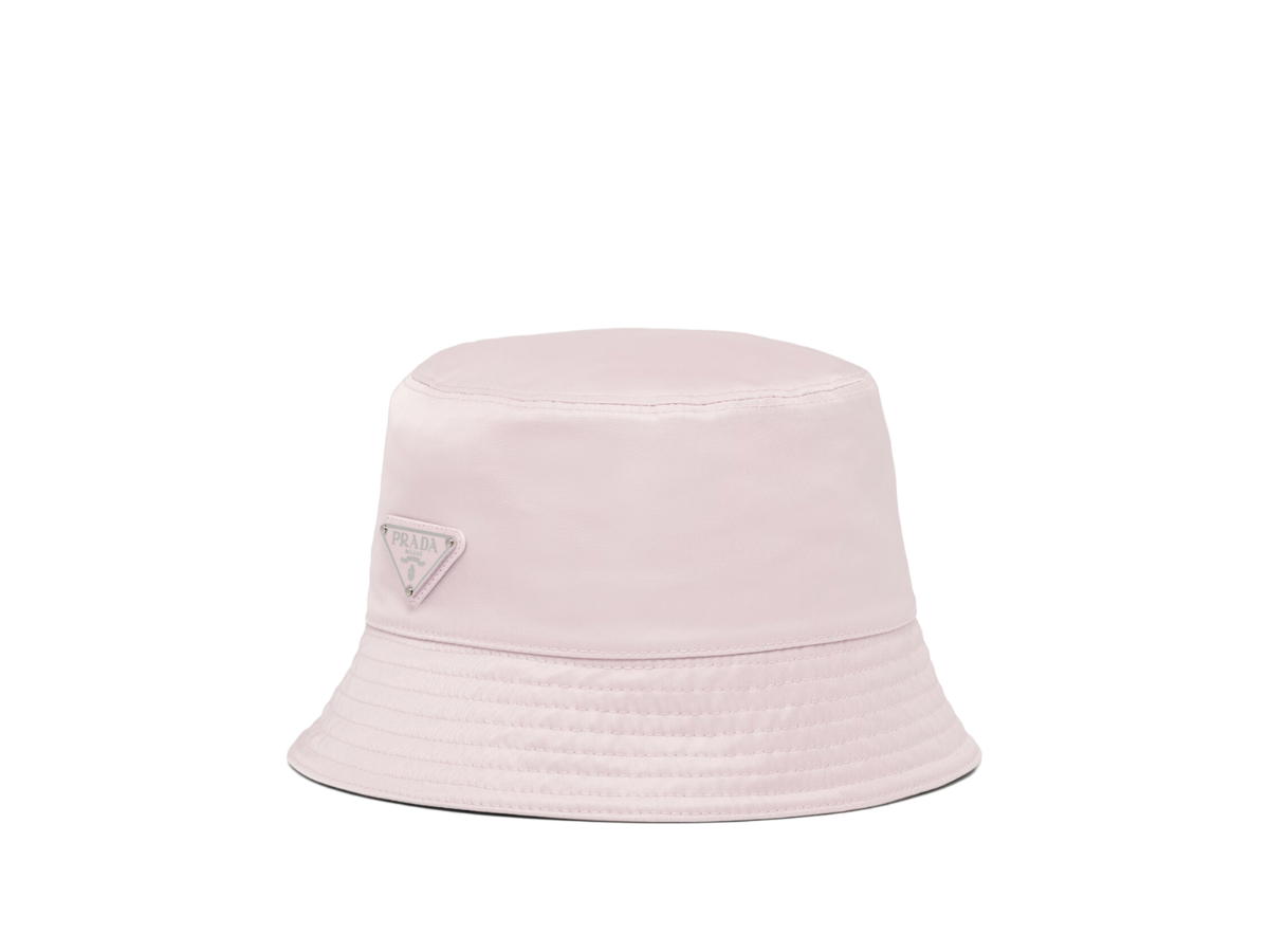 Prada Prada Re-Nylon Bucket Hat In Cotton Lining With Enameled Metal Triangle Logo Alabaster Pink