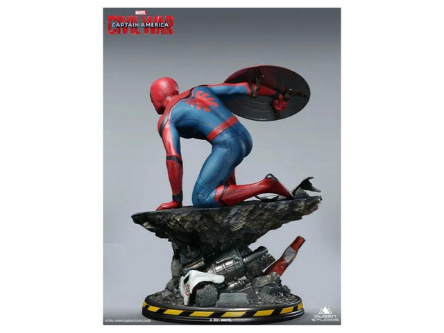 Queen Studios Queen Studios Spiderman Captain America Civil War Statue - view 3
