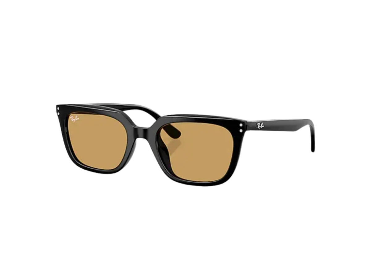 Ray-Ban Ray-Ban Sunglasses In Polished Black Frame Whit Ochre Lenses