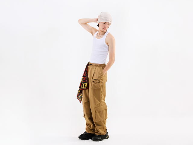 RUNONSUN RUNONSUN CARGO PANTS "24AW COLLECTION" (BR) - view 4