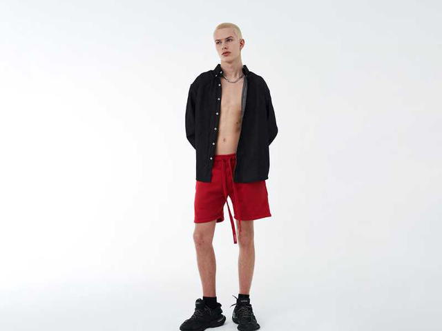 RUNONSUN RUNONSUN SWEAT SHORTS “RUNONSUN LOGO” (RD) - view 3