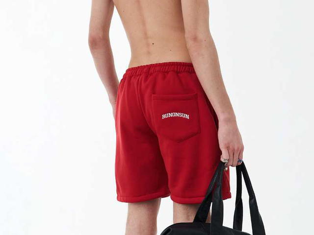 RUNONSUN RUNONSUN SWEAT SHORTS “RUNONSUN LOGO” (RD) - view 5