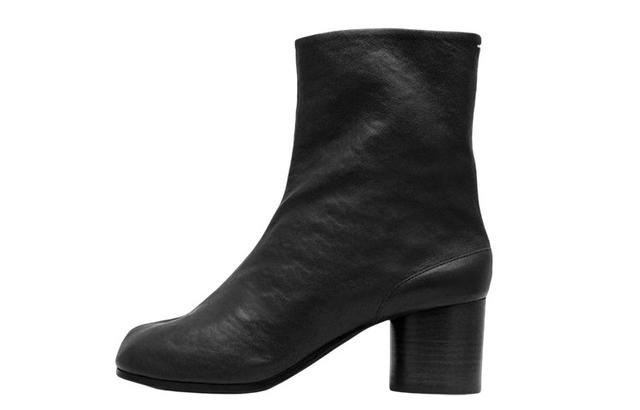 Maison Margiela Maison Margiela Tabi Toe Block Heeled Ankle Boots - Black - view 1