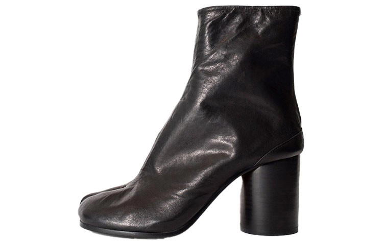 Maison Margiela Maison Margiela Tabi Ankle Boots - Black