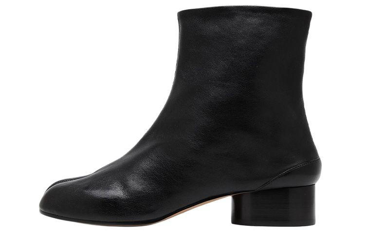 Maison Margiela Maison Margiela Tabi Vintage Leather Ankle Boots - Black