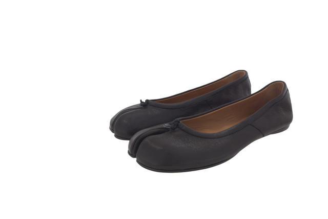 Maison Margiela Maison Margiela Tabi Ballet Flats - Black - view 3