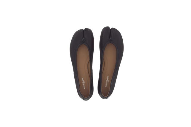Maison Margiela Maison Margiela Tabi Ballet Flats - Black - view 4