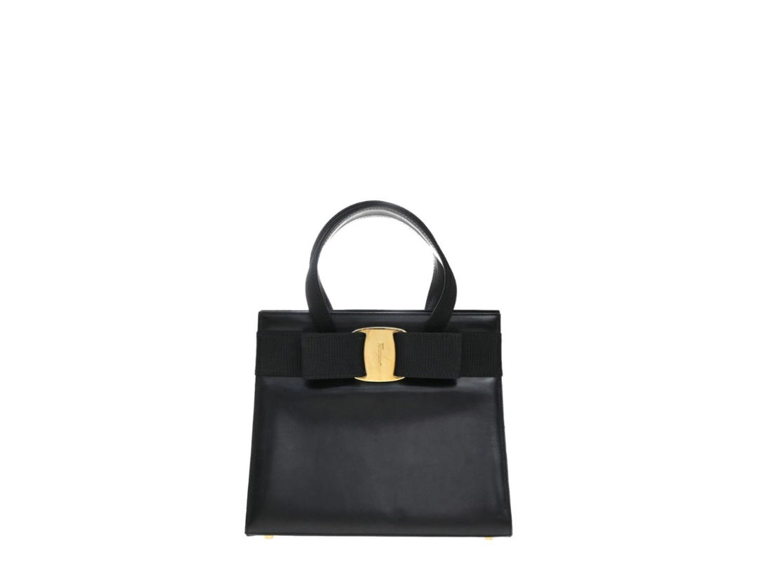 Ferragamo Salvatore Ferragamo Logo Vara Hand Bag Black