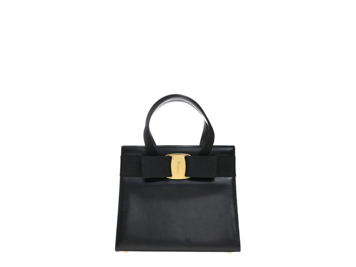 Ferragamo Salvatore Ferragamo Logo Vara Hand Bag Black