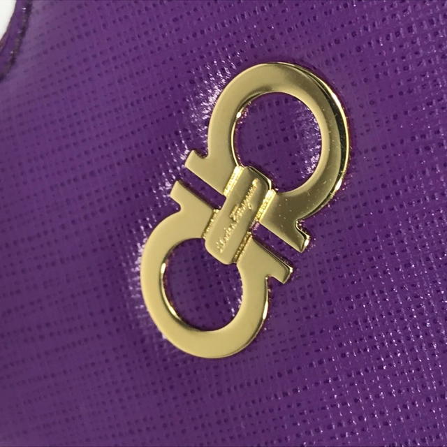 Ferragamo Salvatore Ferragamo AU-22 Gancini heart coin purse Wallet Leather Purple Based - view 4