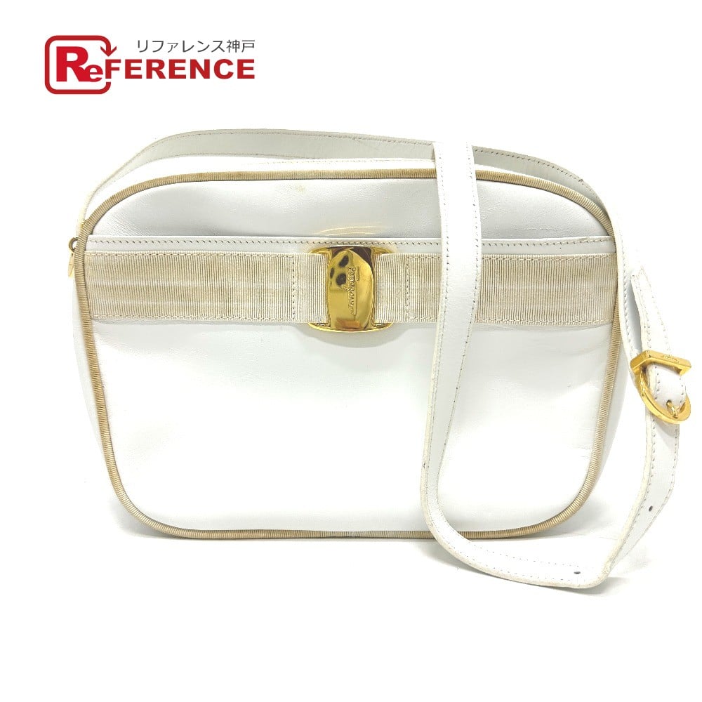 Ferragamo Salvatore Ferragamo BA214183 Vala ribbon Shoulder Bag Leather White/GoldHW