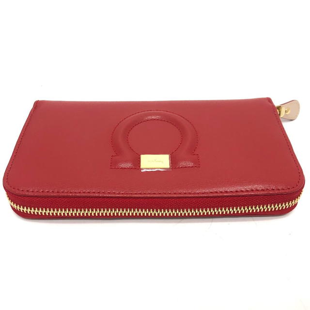 Ferragamo Salvatore Ferragamo Gancini Zip Around Long Wallet Leather Red - view 4