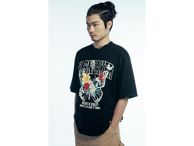 SK SNEAKER SK SNEAKER Dreamer In Reality Black Tee - view 2