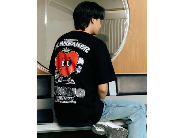 SK SNEAKER SK SNEAKER Missing Happiness Black Tee - view 4