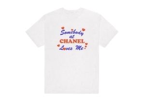 Buy Somebody loves Me Tee at Sasom – Authentic and Ready to Ship