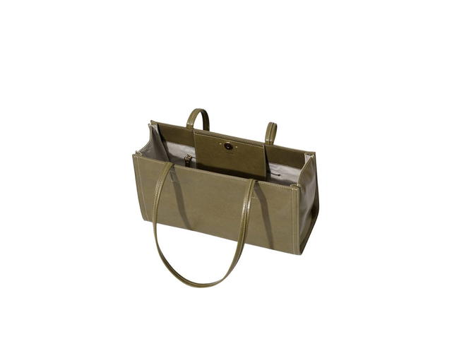 Stand Oil Stand Oil Oblong Bag In Vegan Leather Basil - view 3