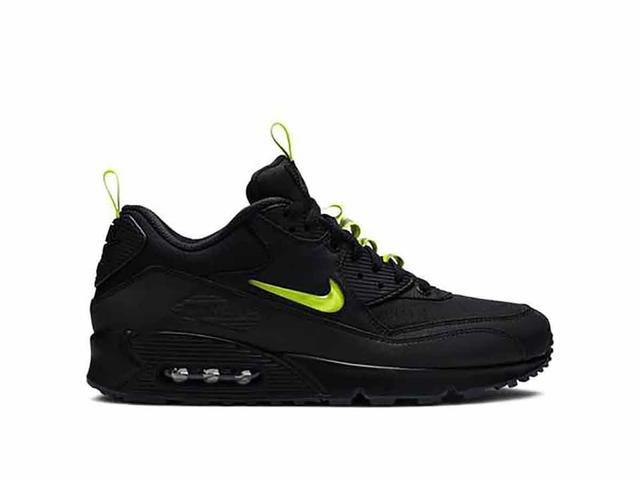 Nike The Basement x Air Max 90 'Manchester' - view 1