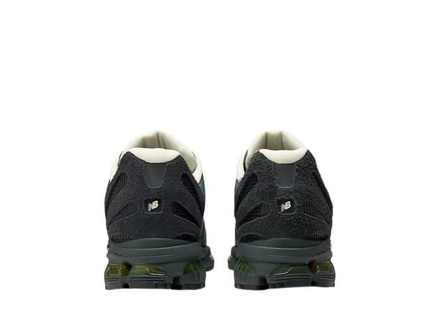 New Balance New Balance X Stone Island ABZORB 1890 Deep Forest Tap Shoe - view 6