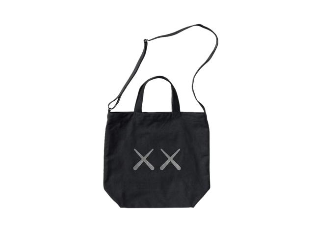 Uniqlo Uniqlo KAWS + Warhol 2Way Tote Bag Black-473556 - view 1