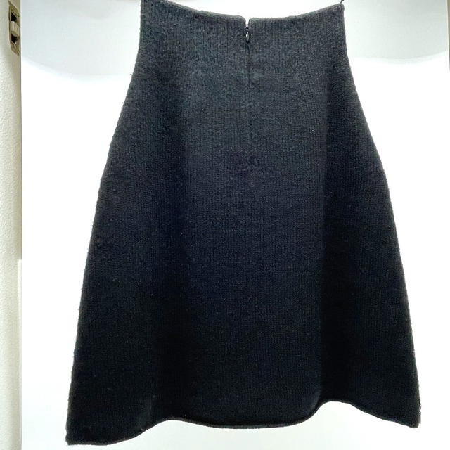 Chanel UNUSED CHANEL 16K Side Zipper Skirt Black/White Size34 - view 2