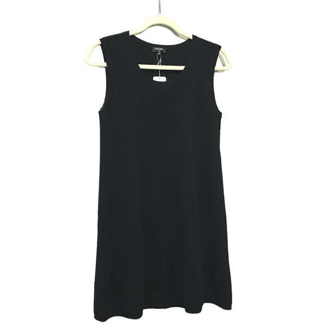 Chanel UNUSED CHANEL Knit 18S Dress Black - view 2