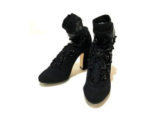 Buy UNUSED DOLCE&GABBANA Socks Boots Flower motif Ankle Boots Black at Sasom – Authentic and Ready to Ship