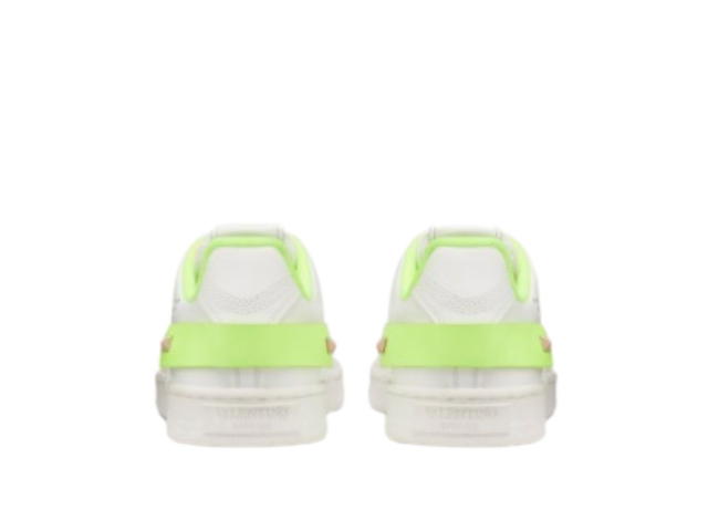 Valentino Valentino Garavani Backnet Sneaker In Calfskin With V Logo White-Lime - view 3