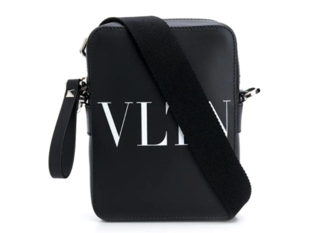 Valentino VALENTINO GARAVANI VLTN messenger bag
