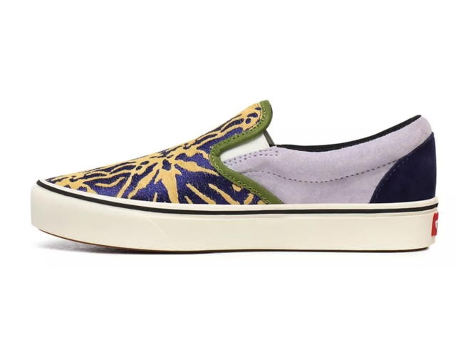 Vans VANS BUGS COMFYCUSH SLIP-ON SHOES - view 2