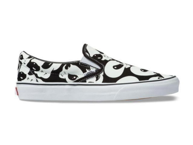 Vans Vans Classic Slip-On (Alien Ghosts) - view 1