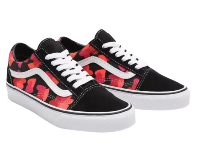 Vans VANS Old Skool 'Valentines Hearts' - view 3
