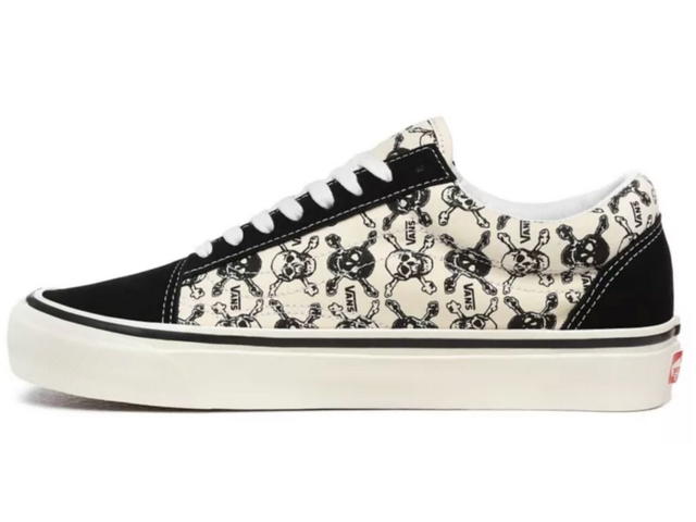 Vans VANS OLD SKOOL 36 DX - (ANAHEIM FACTORY) OG SKULLS/OG BLACK/OG WHITE - view 2