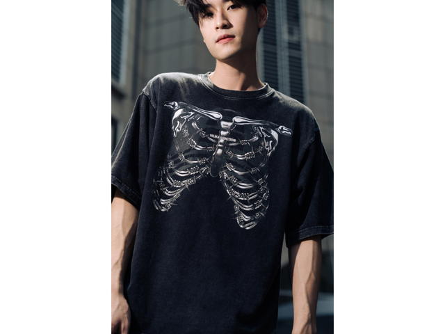 Velika Velika Spike Oversize T-Shirt [Black Bleached] - view 5
