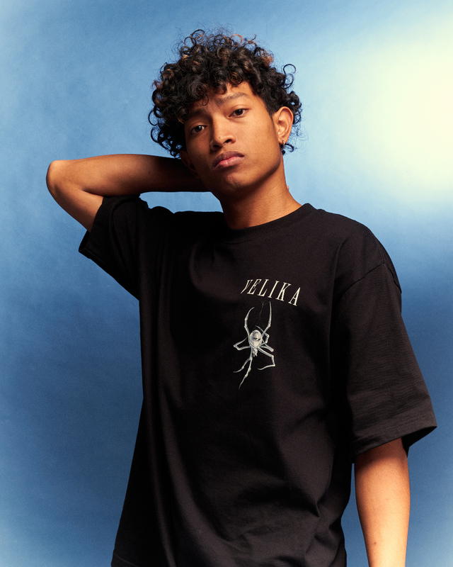 Velika Velika | "Chrome Spider" Oversize T-Shirt [Black] - view 4