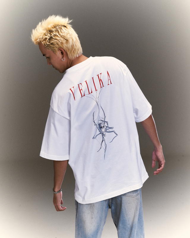 Velika Velika | "Chrome Spider" Oversize T-Shirt [White] - view 4
