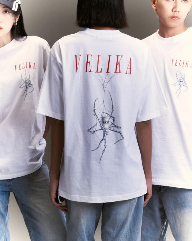 Velika Velika | "Chrome Spider" Oversize T-Shirt [White] - view 6