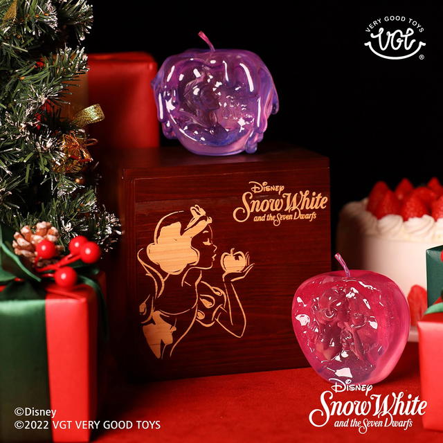 VGT VGT x Disney Dream Apple Christmas Limited Edition Set Trendy Ornaments - view 7