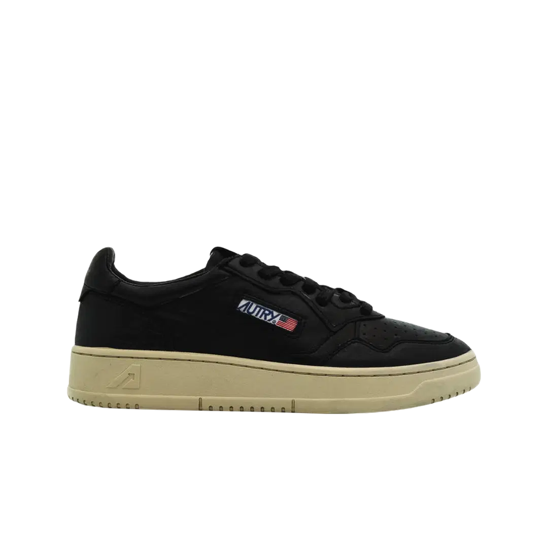 Autry (W) Autry Medalist Low Goatskin Sneakers Black