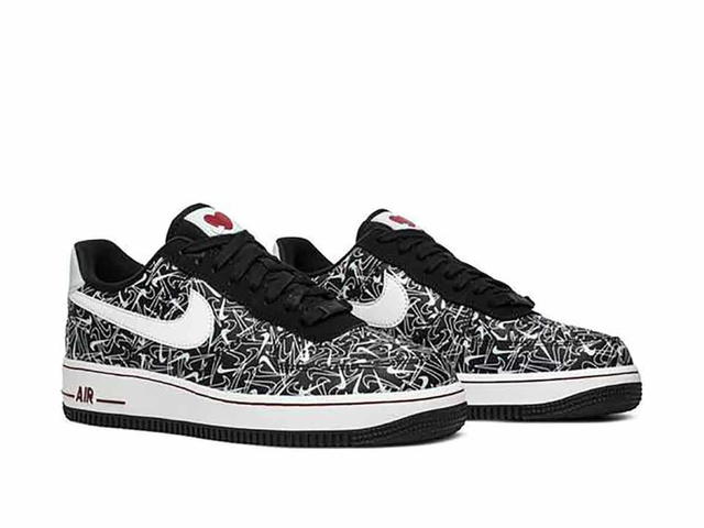 Nike Wmns Air Force 1 '07 Low SE 'Valentine's Day' - view 3