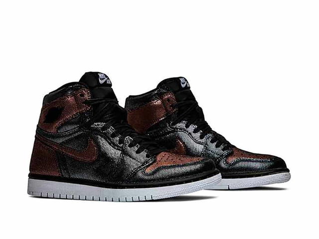 Jordan Jordan 1 Retro High Fearless Metallic Rose Gold (Women's) - view 5