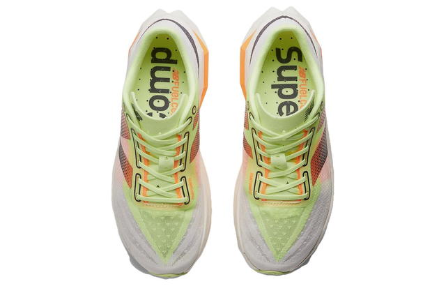 New Balance New Balance FuelCell SuperComp Elite v4 - Yellow/White - view 4